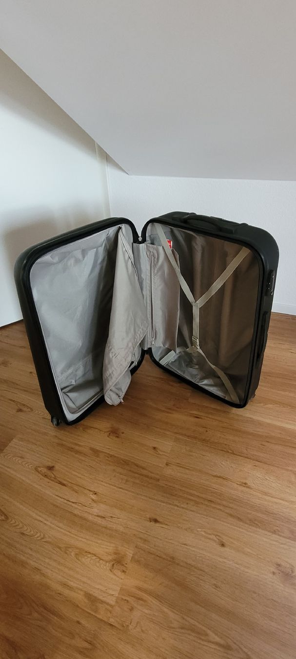 Kappa Valigie: Kappa Hartschalenkoffer – Usato da Meinisberg venduto da mirreb 1