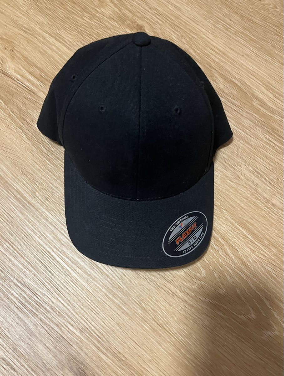Flexfit Autres vêtements garçon: Flexfit Cap – Neuf (Voir description) à Sarnen par flo_25mp
