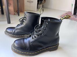 Dr. Martens Boots, Gr. 40, Schwarz, Top Zustand!