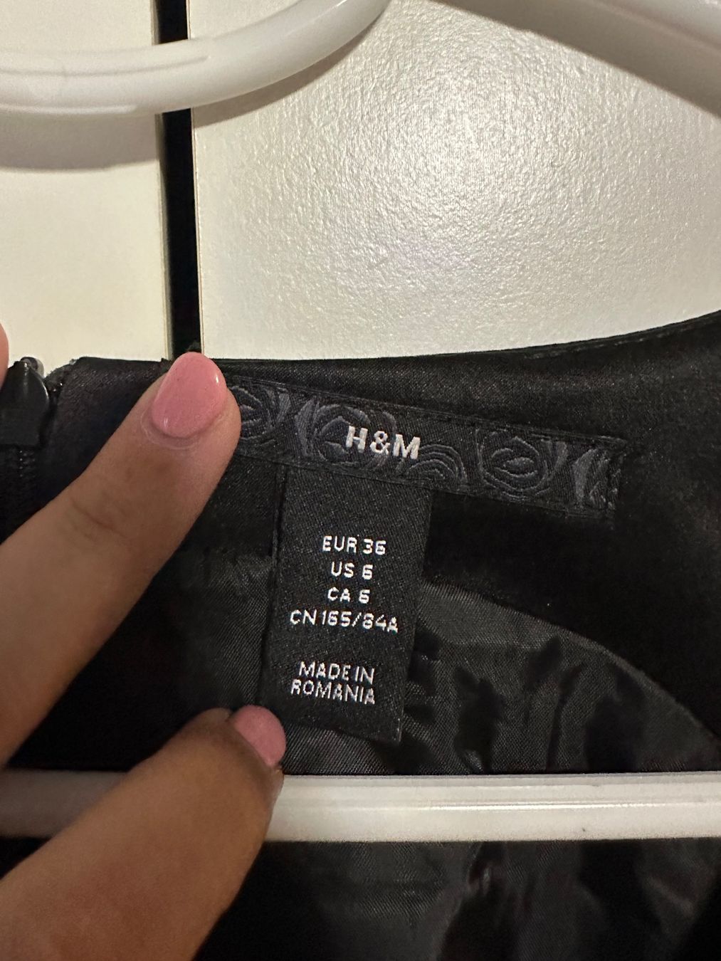 H&M Robes: Kleid schwarz Grösse 36 – D'occasion à Schaan par Hermine2018 2