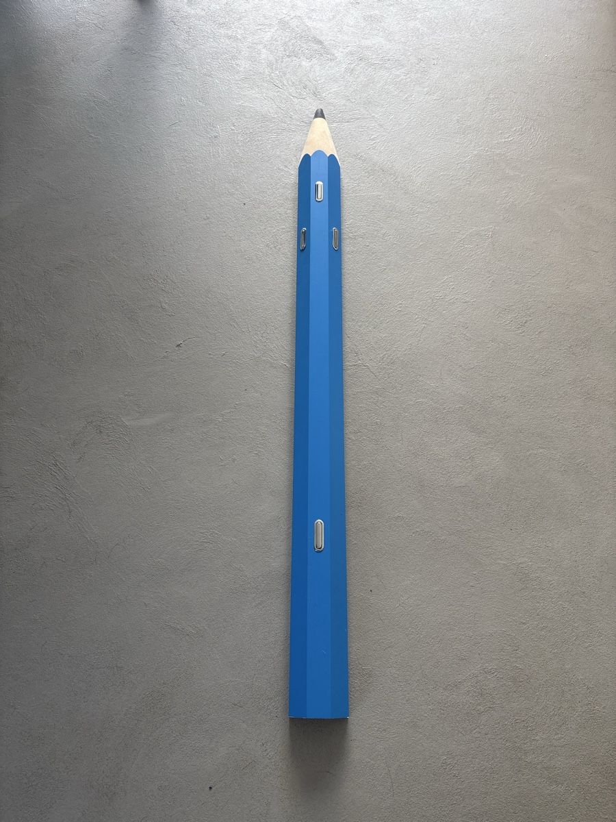 Pfister Guardaroba: Porte-habits en forme de crayon – Usato da Meyriez venduto da Dauphin_4