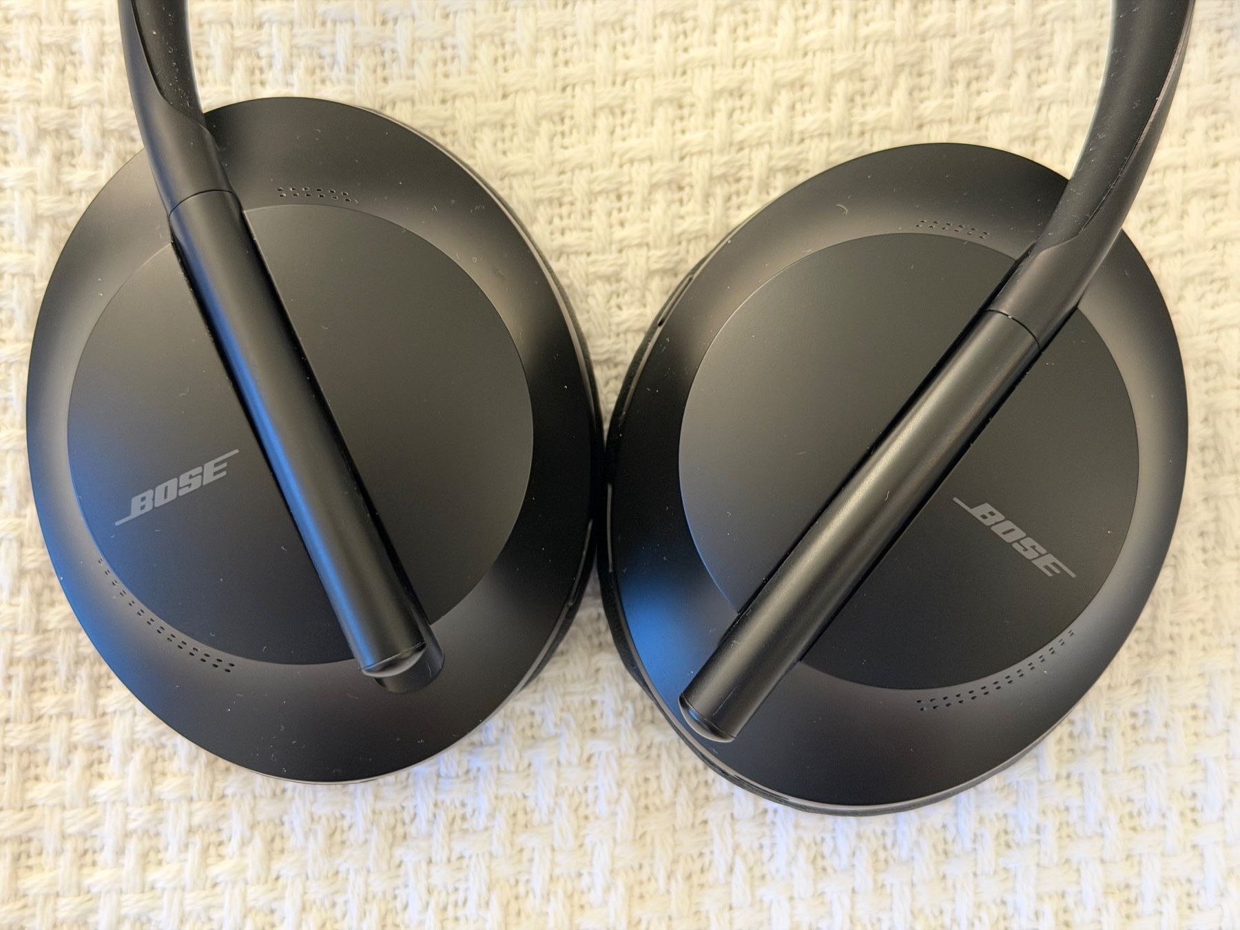 Bose Kopfhörer: Bose NC700 Kopfhörer schwarz mit Hülle – Gebraucht aus Unterägeri von jpetters 1