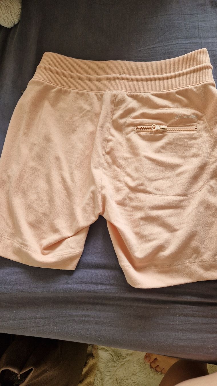 Pantaloni: Short Columbia rose – Nuovo (secondo la descrizione) da Montana venduto da cla_p9mg 1