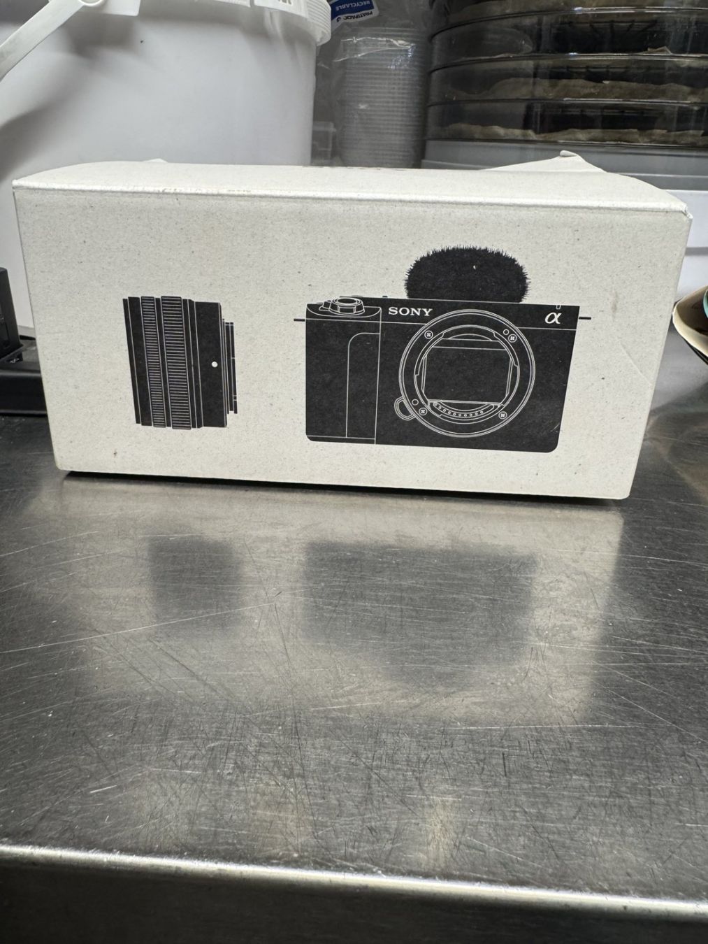Sony Fotocamera: Sony ZV-E1 avec objectif grand angle 28/60 a vendre – Usato da Tramelan venduto da nic_p55z 2