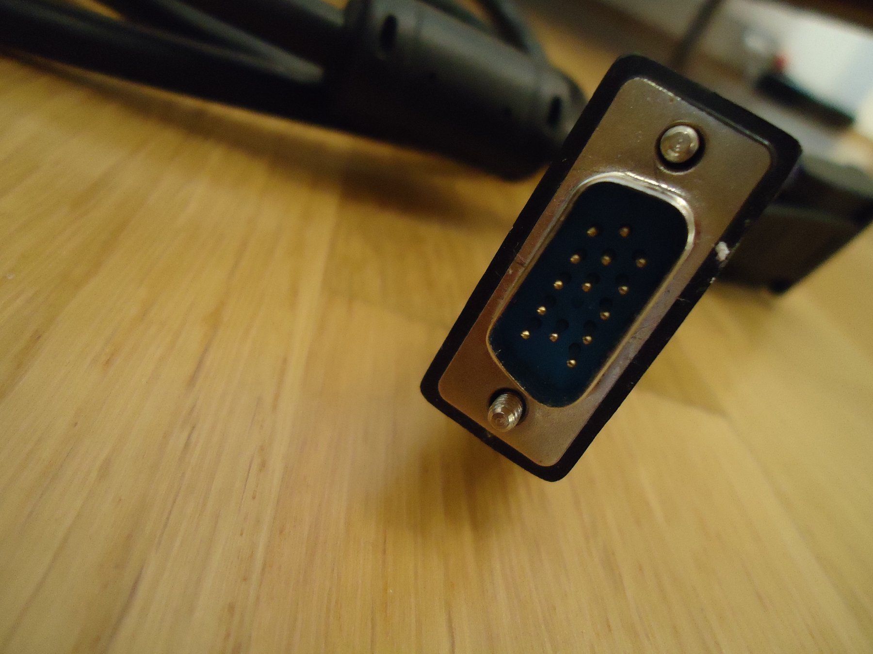 Hama Cavi: HAMA VGA Kabel 1.8m – Usato da Emmenbrücke venduto da BlSi 2