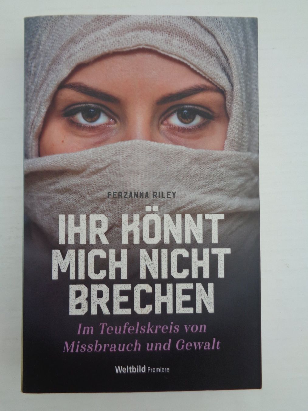 Libri: 4 Bücher – Romane - Konvolut – Usato da Chur venduto da Oregano1 3