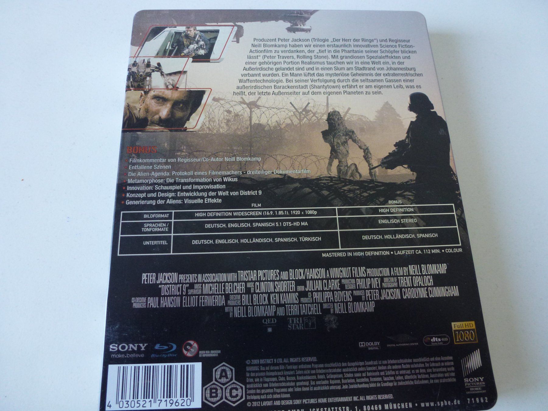 Tutti i DVDs: District 9 (Steelbook Blu-Ray) – Nuovo (secondo la descrizione) da Bern venduto da Frebo 1
