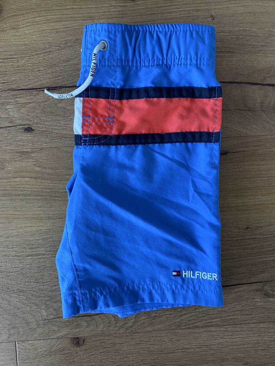 Tommy Hilfiger Badehosen: Badehose Tommy Hilfiger Grösse 128 blau – Gebraucht aus Schliern b. Köniz von Jill76 1
