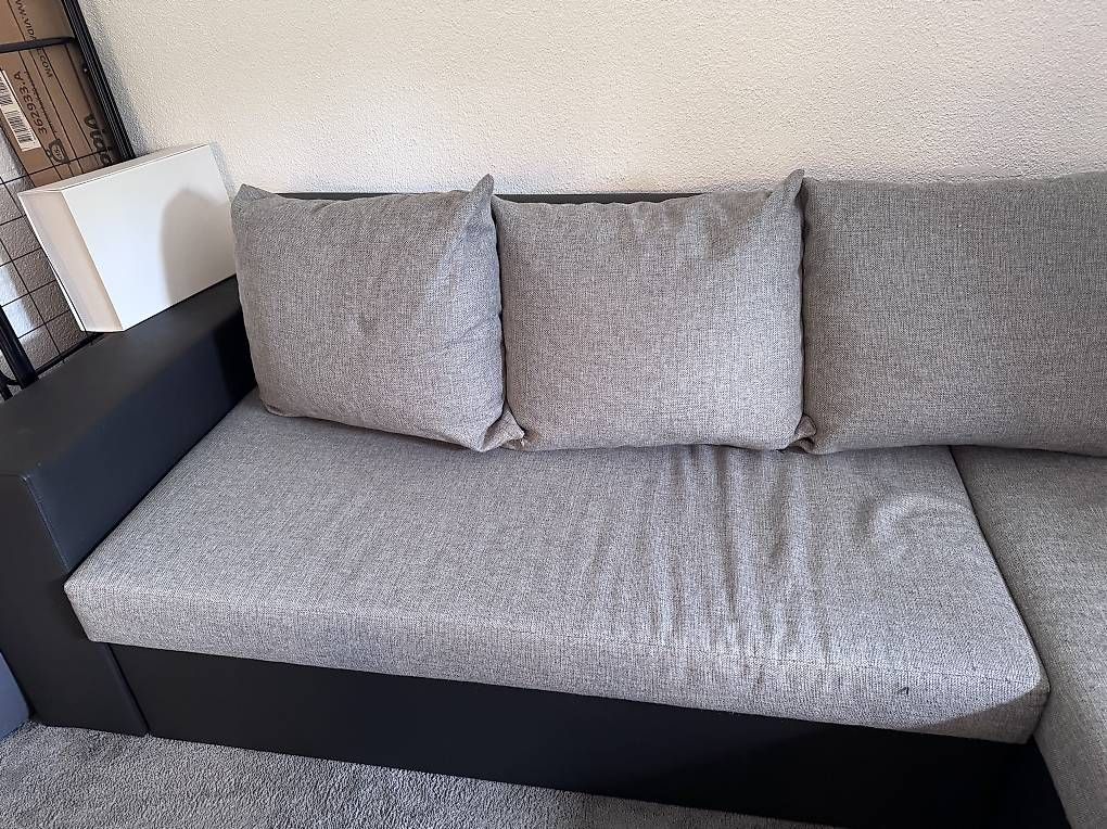 Divani: Ecksofa mit Schlaffunktion zu verkaufen – Usato da Schaffhausen venduto da nic_yqj9 3