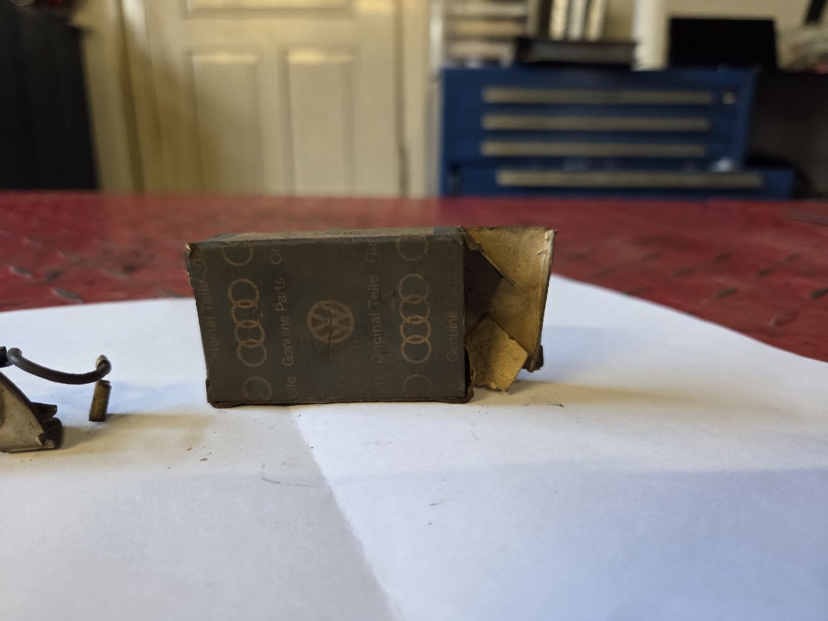 Volkswagen Tutti pezzi di ricambio auto: VW Audi Unterbrecher Original NOS – Nuovo e nell'imballaggio originale da Eichberg venduto da Schmid-Motos 5