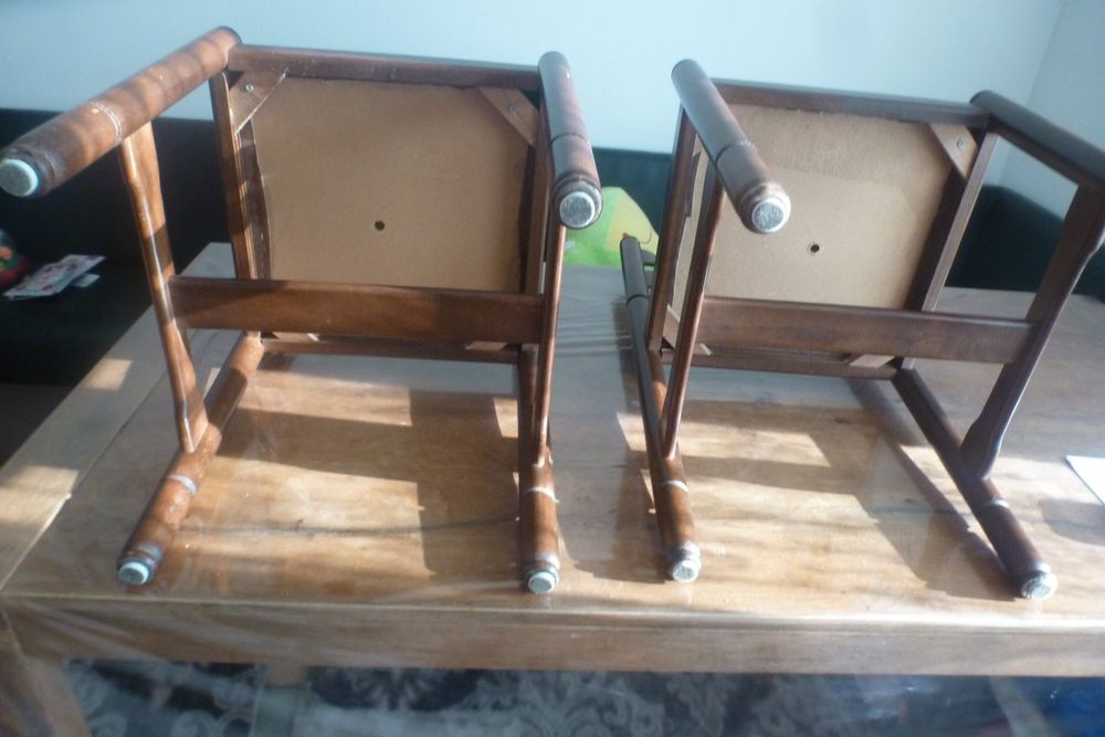 2 Antiker Stuhl mit Sitz aus dunkelbraunem Bordeaux Echt Led 9