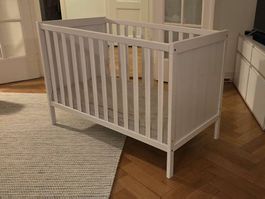 IKEA Babybett 60x120 mit viel Zubehör (inkl. Matratze)
