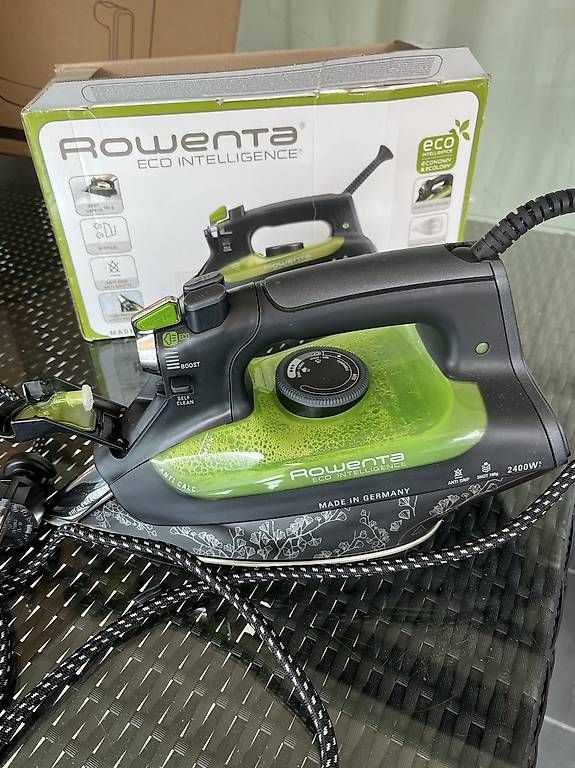 Rowenta Fers à repasser: Ferro da stiro Rowenta Eco Intelligence 2400 W – D'occasion à Lugano par Jo_Spe