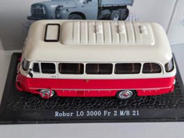 Modellauto Robur LO 3000 Fr 2 M/B 21 rot/weiss