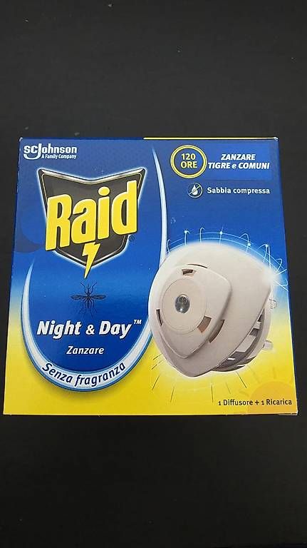 Sonstiges für Haushalt & Wohnen: Raid Night & Day Mückenstecker  Gerät + Nachfüllung – Neu und originalverpackt aus Basel von fatih.y