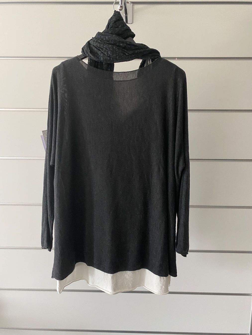 T-Shirts: Langarmshirt/Top/Schal - Anthrazit - 36/38 – Neu (gemäss Beschreibung) aus Eschenbach SG von Peachick 2