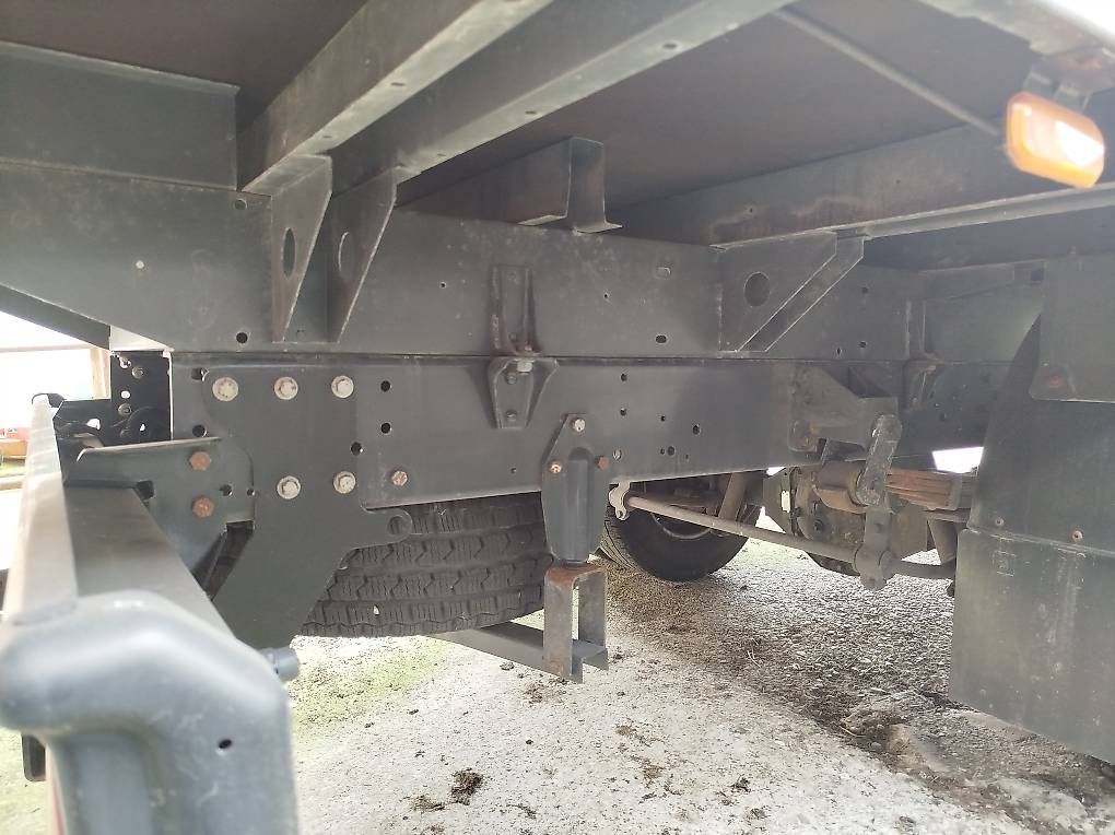 Rimorchi: Planenaufbau / Ladefläche – Usato da Neukirch (Egnach) venduto da simonkorb 2