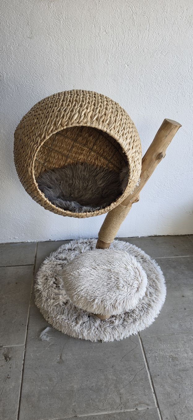 Arbres à chats: Katzen Kratzbaum – D'occasion à Deitingen par SchenkVerkauft 1
