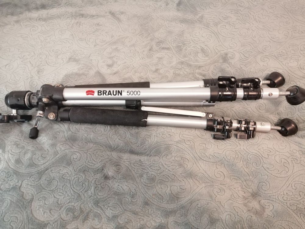 Treppiedi & Teste: Kamerastativ Braun 5000 bis 1.5 M für Fotografie und Filme – Usato da Langendorf venduto da alv_nx6j 5