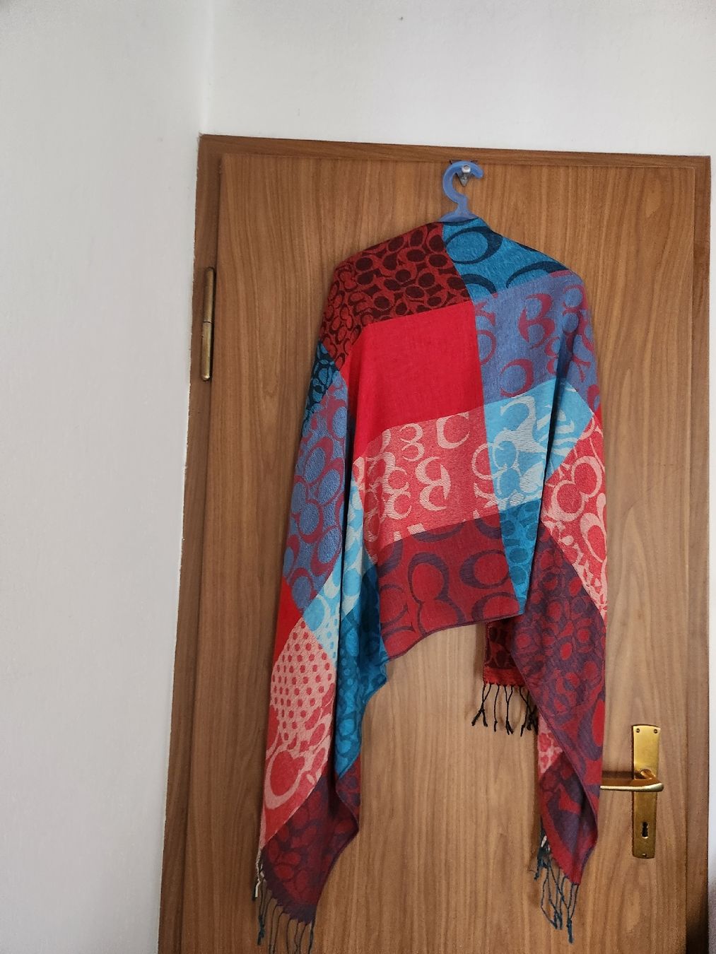 Foulards, Tücher & Schals: Écharpe  PASHMINA  avec motifs  – Gebraucht aus Niedergösgen von Eva2410 1