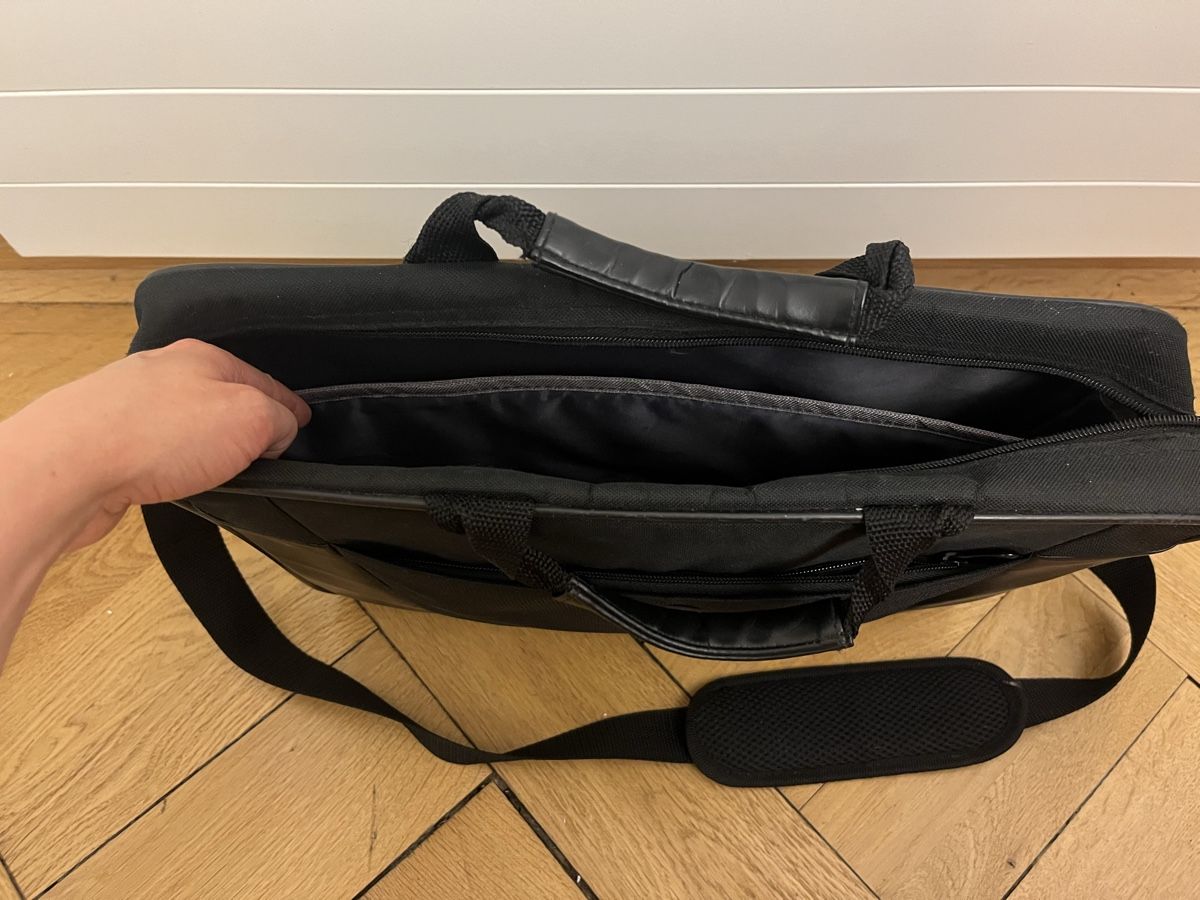 Koffer & Taschen: Laptoptasche HP schwarz neuwertig – Gebraucht aus St. Gallen von ger_rpy2 1