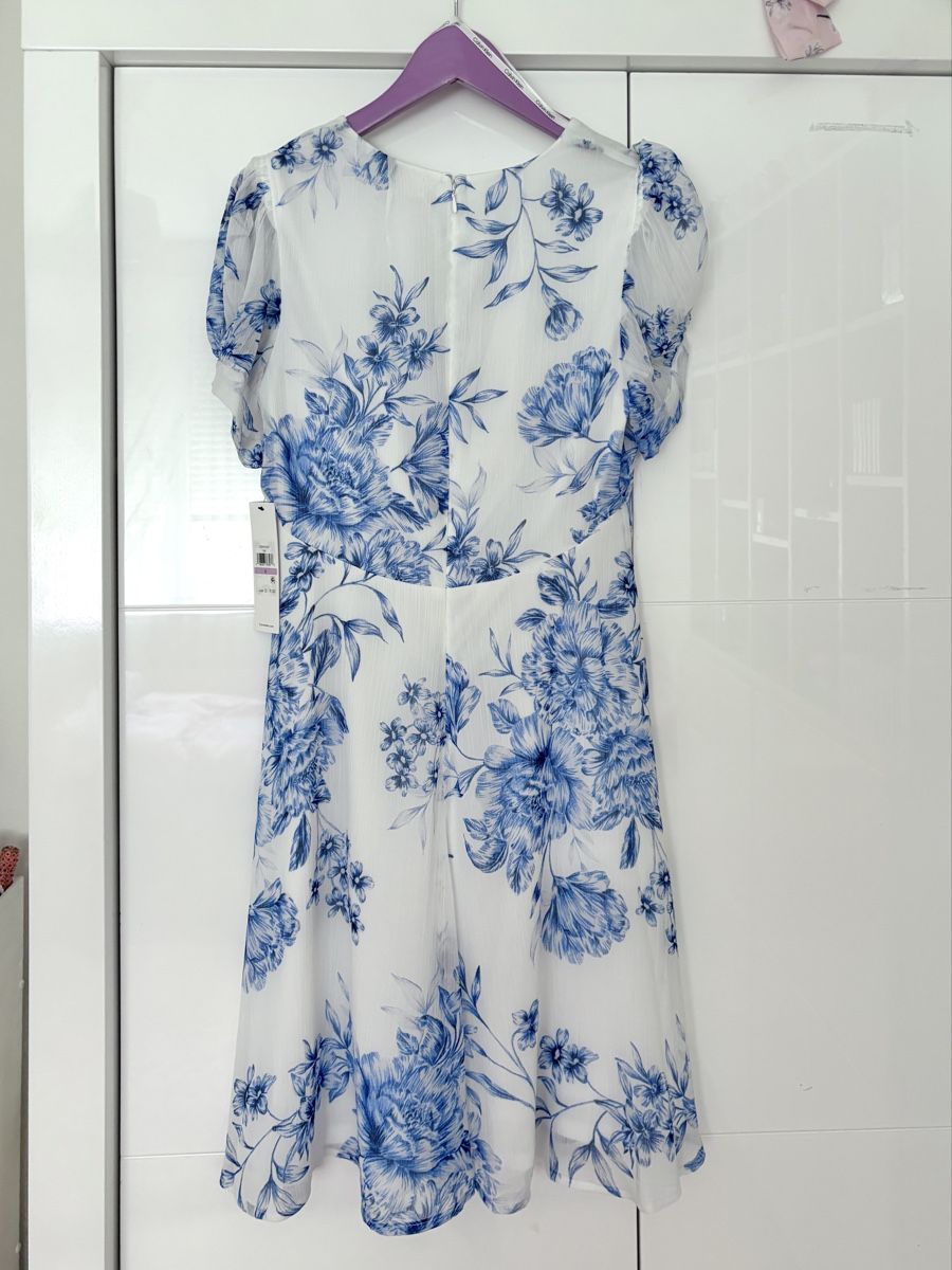 Calvin Klein Vestiti: Calvin Klein - White and blue dress – Nuovo e nell'imballaggio originale da Tagelswangen venduto da fireiceprincess 3