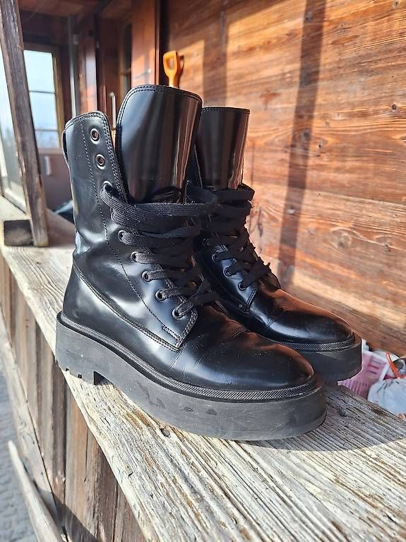 Scarpe da donna: Lederboots/ Lederstiefel – Usato da Tägertschi venduto da jen_8brl 1