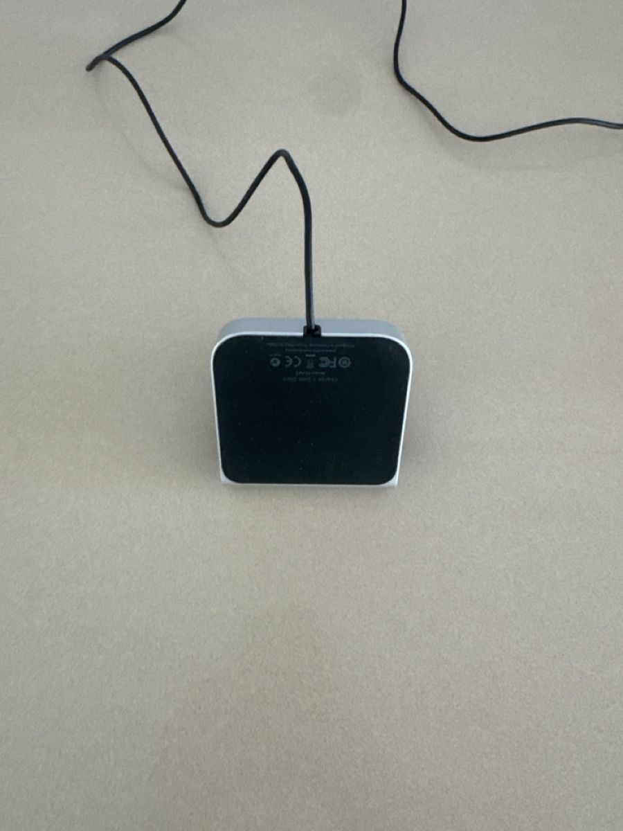 Belkin Docking station: Belkin Docking Station TOP Zustand iPhone / iPad – Usato da Wil SG venduto da Saintch 3