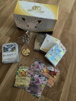 Pokémon Sammelkarten 30 Jahre Jubiläums Box gebraucht