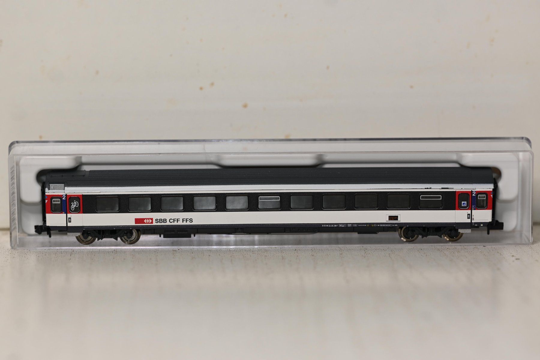 Fleischmann Modelleisenbahnen: SBB  Personenwagen 2 Kl Fleischmann Spur N – Gebraucht aus Laupen ZH von Zmoewe