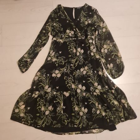 Kleid mit Bindegürtel und Floraldesign Grösse S