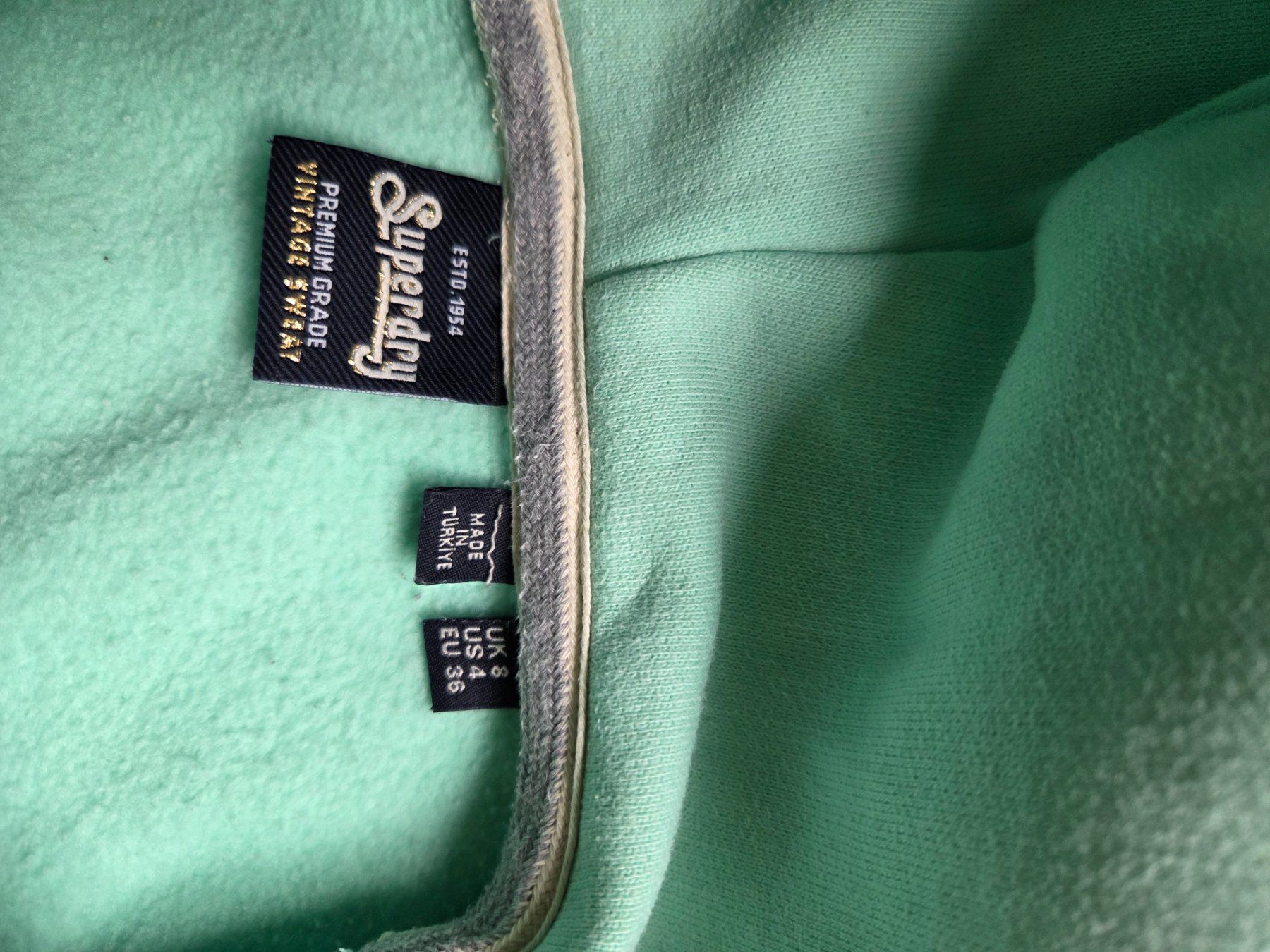 Superdry Pulls & Sweat-shirts: Kapuzenpulli Superdry – D'occasion à Basel par Norge_69 3