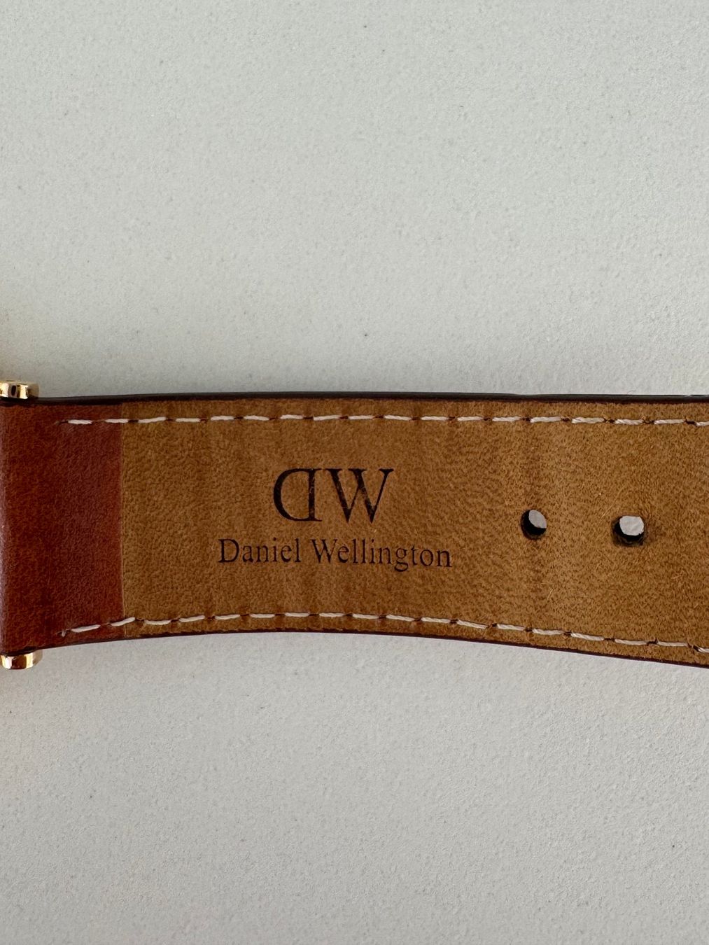 Daniel Wellington Montres: Daniel Wellington in OVP – D'occasion à Weinfelden par Yenaris 2