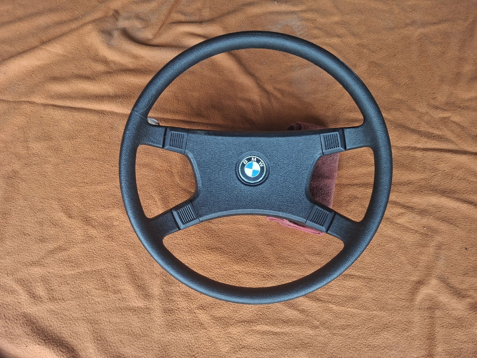 BMW Alle Autoersatzteile: Lenkrad BMW E12 5er Serie NOS – Neu und originalverpackt aus Aadorf von classicpower02