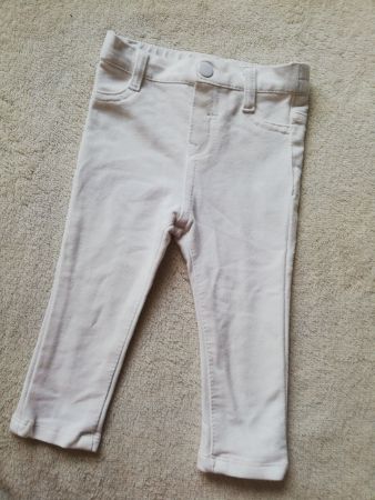 Neuwertige Hose Gr 74
