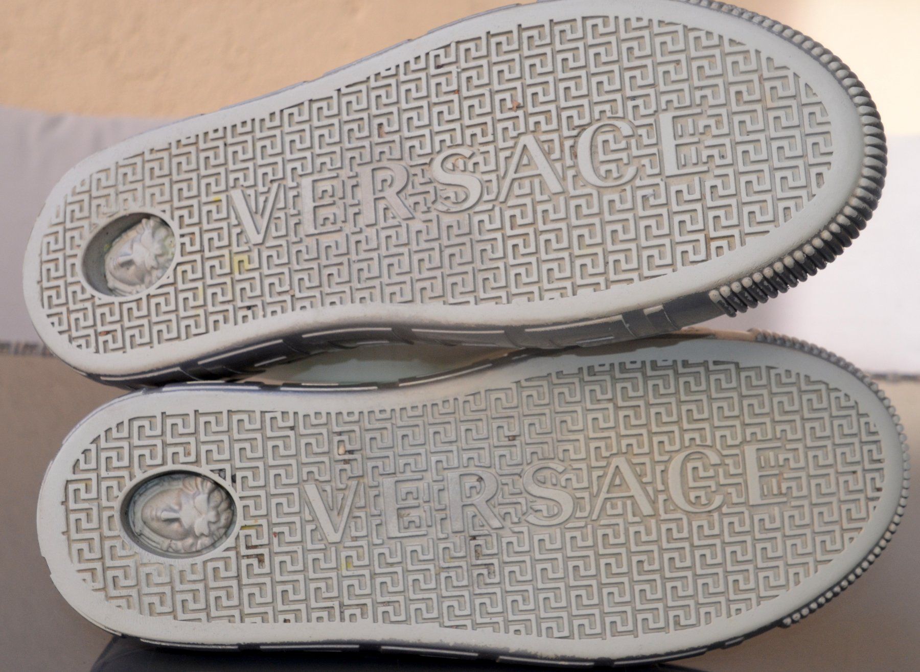 Versace Scarpe da uomo: Versace Sneakers  .40 – Usato da Collonges venduto da Allegree 8