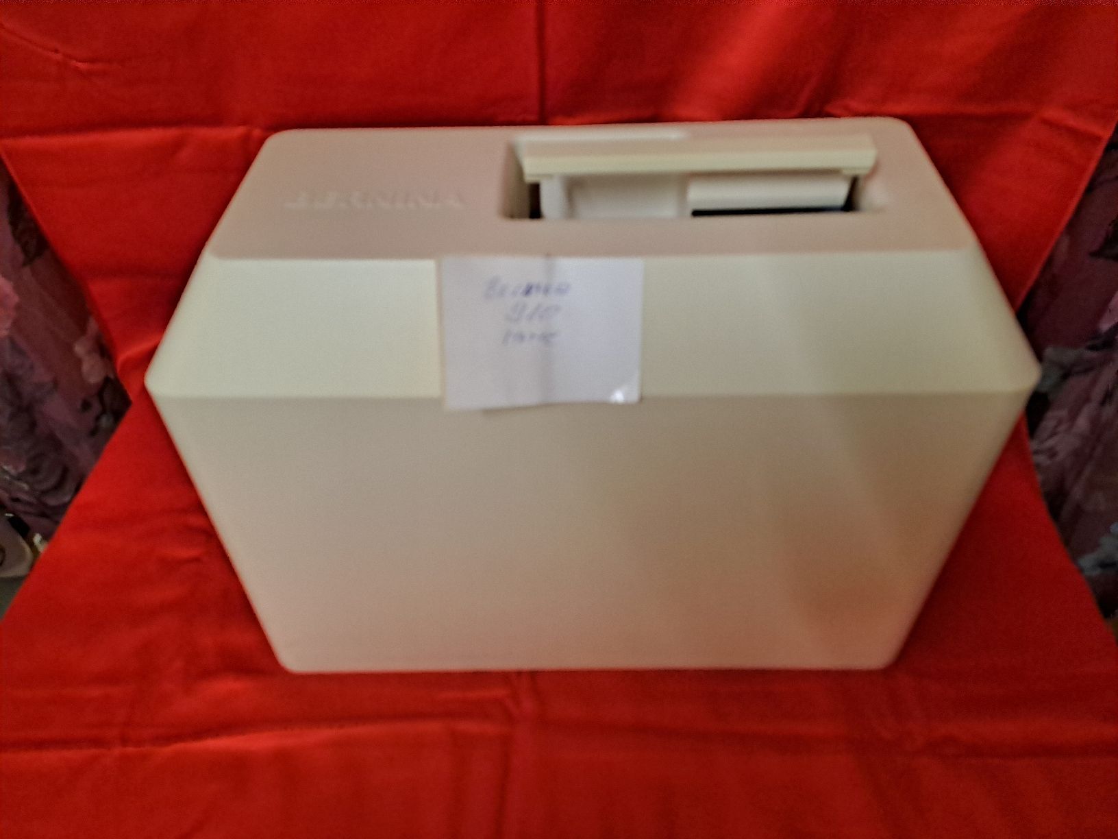 Bernina Macchine da cucire: Bernina 910 Electronic Matic – Usato da Belp venduto da amalija 4