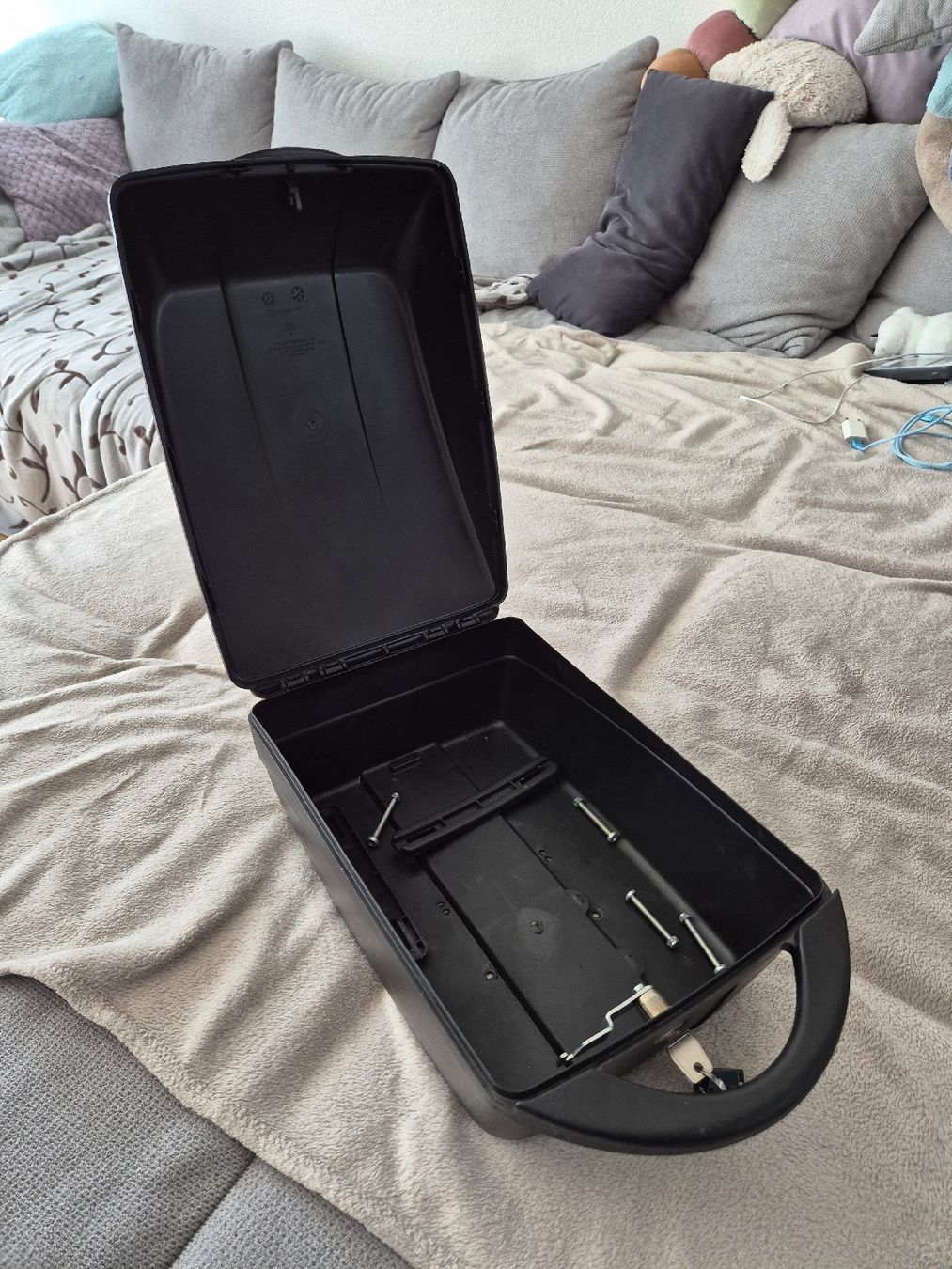 Topcase: Velobox – Gebraucht aus Rickenbach Sulz von comik