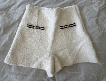 Sandro Paris Shorts, Bouclé Optik, Grösse 38, Neuwertig!