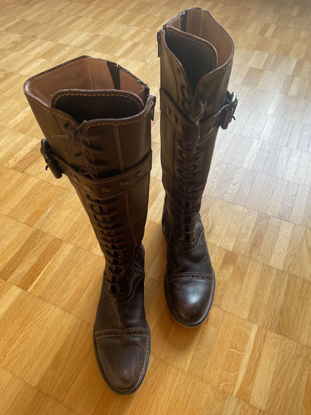 Damenschuhe: Schicke braune Lederstiefel Gr. 35 – Gebraucht aus Stäfa von yumai1 2