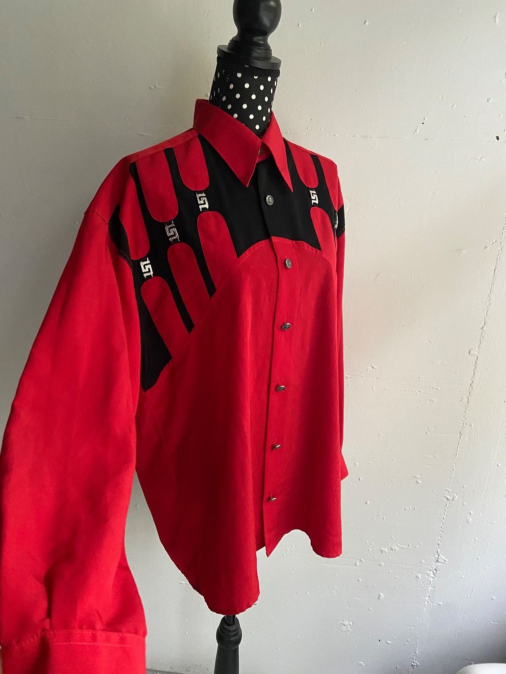 Camicie: Original Vintage 80s Oberteil im Versace Stil – Usato da Zürich venduto da Eves.vintage.element 1