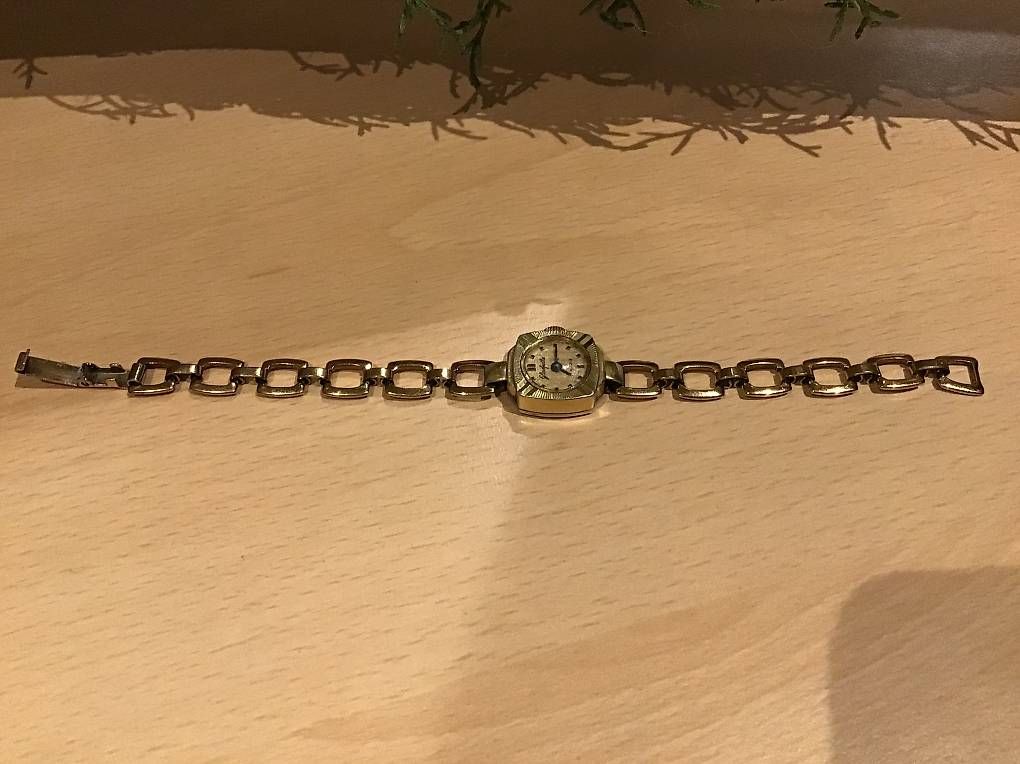 Orologi: Damen Uhr – Usato da Tägerwilen venduto da barti05 2