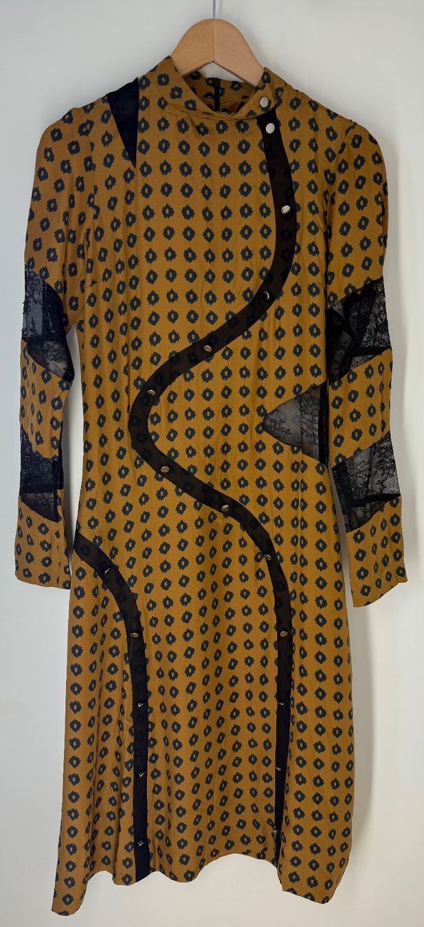 Vestiti: Seidenkleid Gr. 36 – Usato da Frauenfeld venduto da LIL_NA