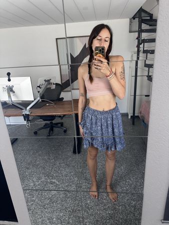 Beautiful skirt L