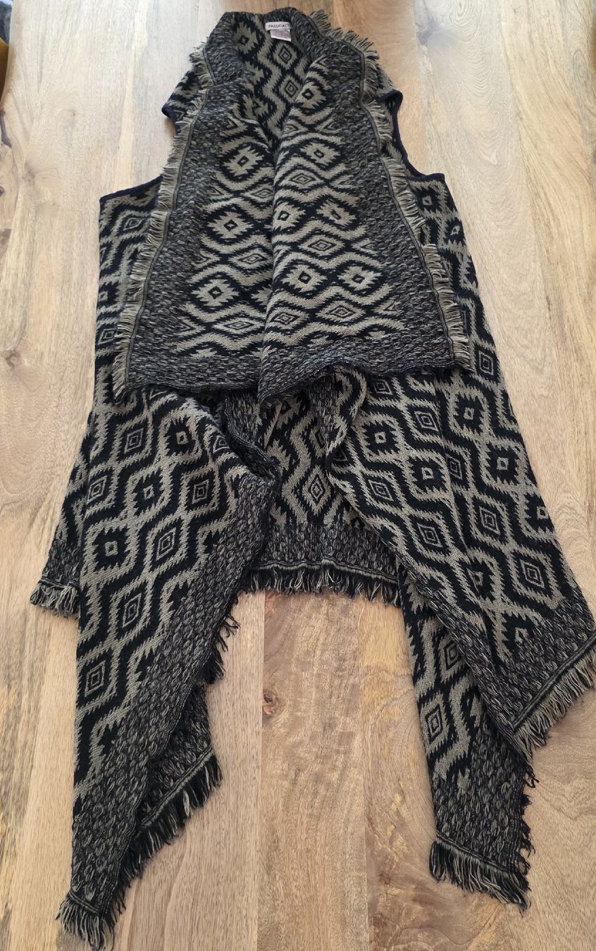 Gilets:  Strickweste Muster Schwarz/Beige Gr. 1 size – D'occasion à Rheinsulz par Gilea 5
