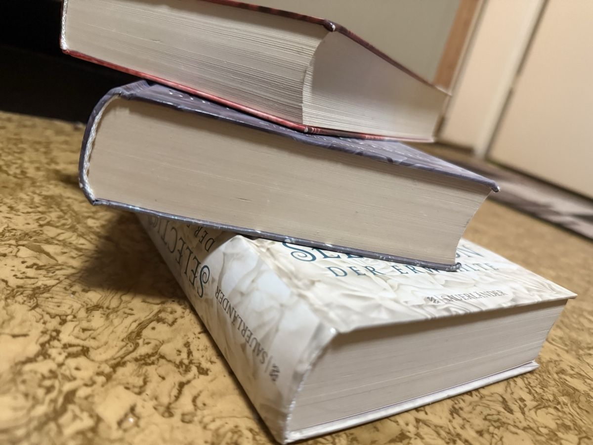 Bücher: Selection-Trilogie von Kiera Cass – Gebraucht aus Zürich von Krikri21 1