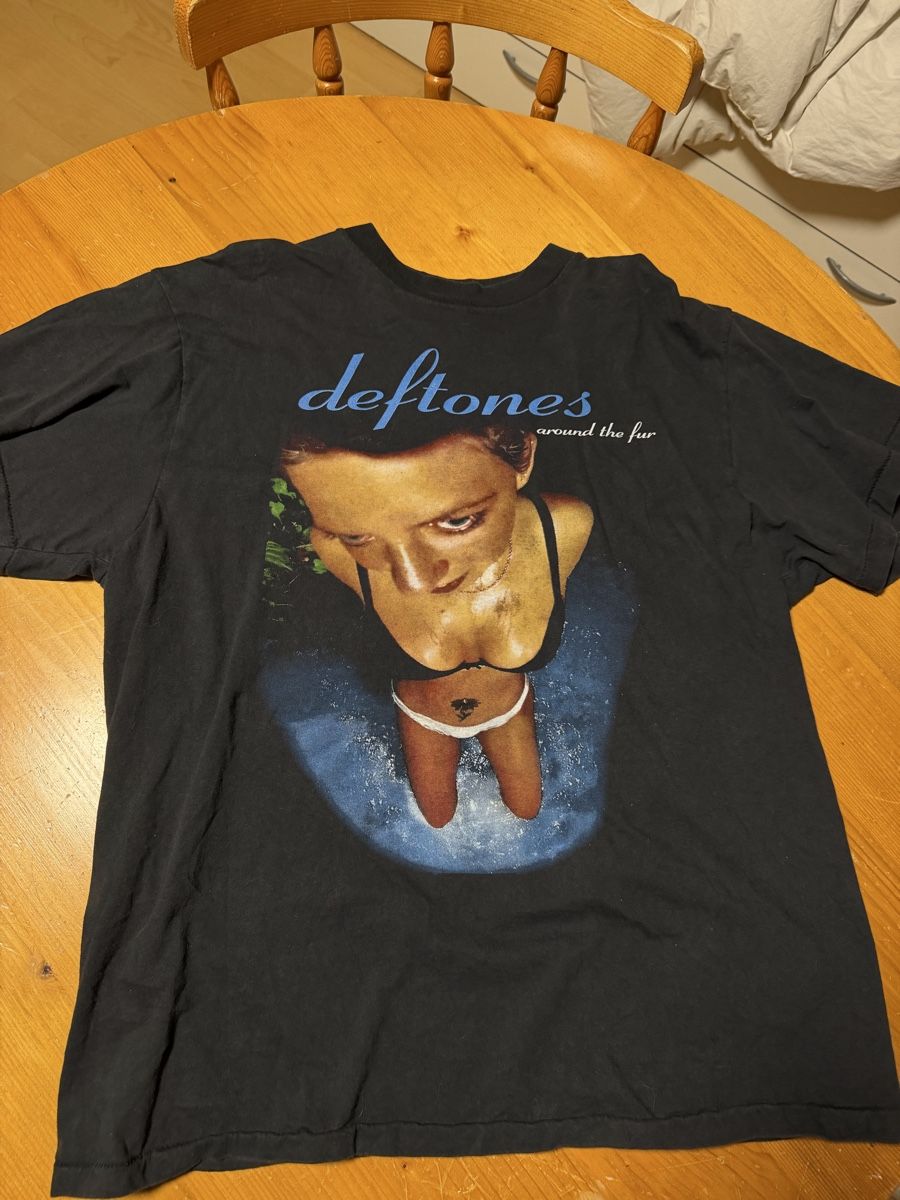 T-shirt: Deftones fan tschirt  – Nuovo (secondo la descrizione) da Zürich venduto da papaplatte
