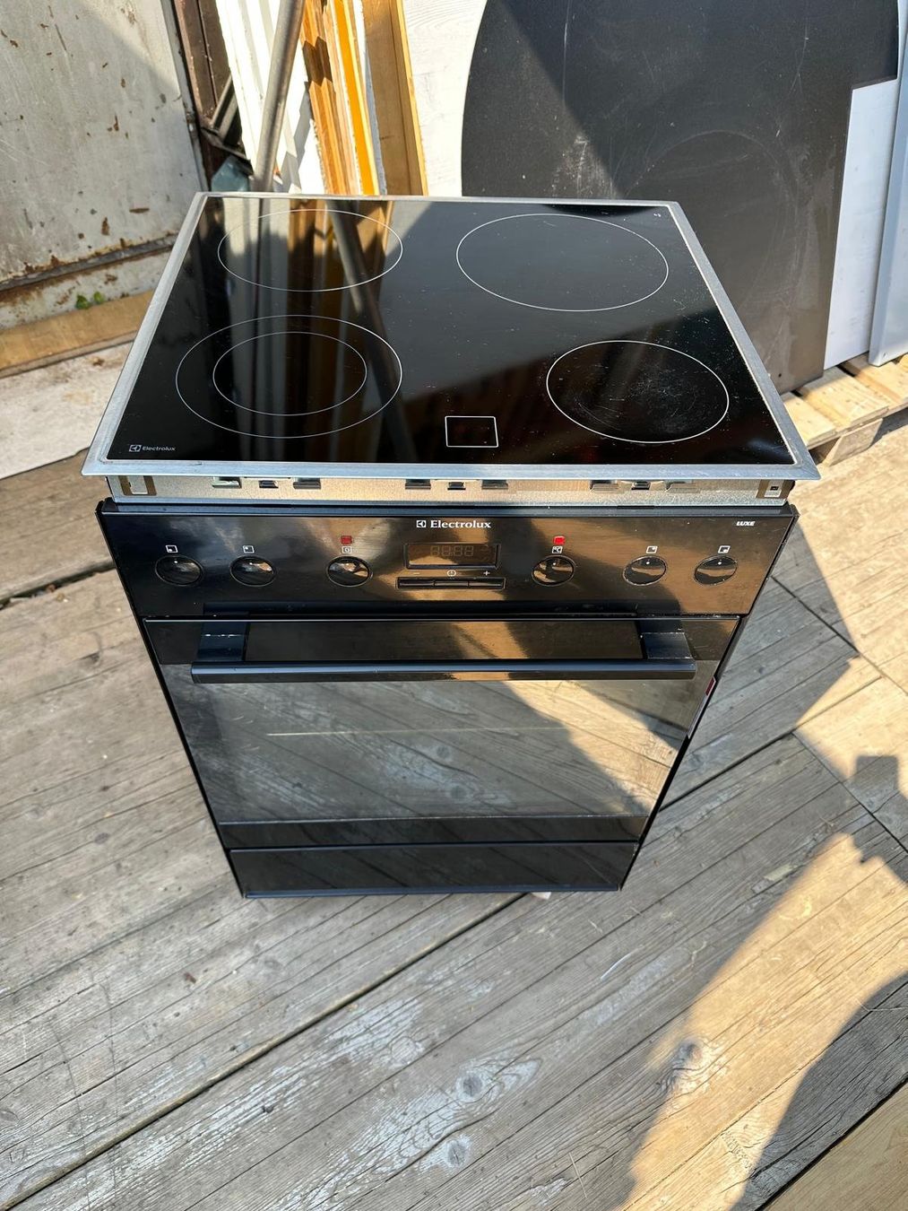 Electrolux Herde: Backofen mit Glaskeramik  Electrolux – Gebraucht aus Spreitenbach von Space_X 2