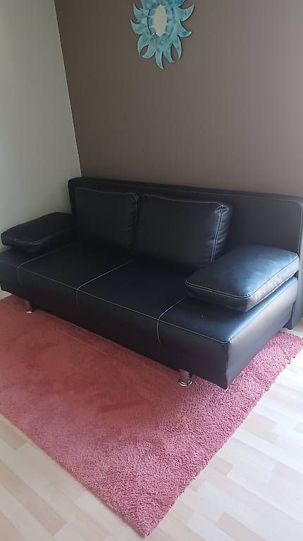 Sofas: Bettsofa Kunstleder schwarz – Neu und originalverpackt aus Matten b. Interl von Mic_vp2q