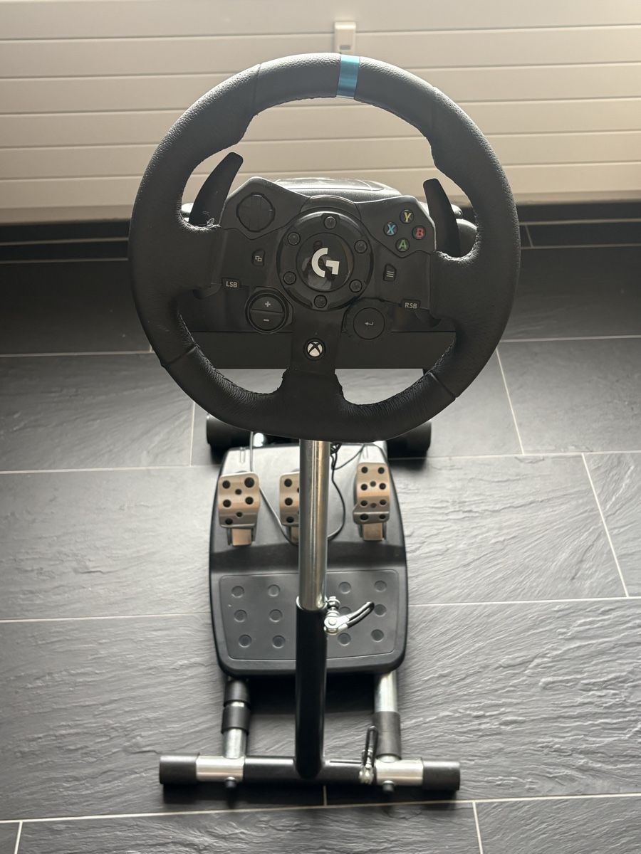 Logitech Controller: LOGITECH G923 Xbox/PC Lenkrad & Pedale Set + wheel stand – Gebraucht aus Zürich von gch_mrt6